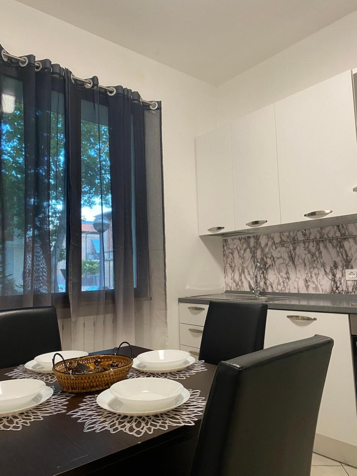 Ampio Appartamento In Posizione Strategica Rimini Dış mekan fotoğraf